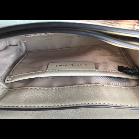 💎Authentic Michael Kors Geometric Purse - Picture 7 of 16